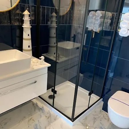 Piaskowe Z Widokiem Na Morze Tarasem Na Dachu