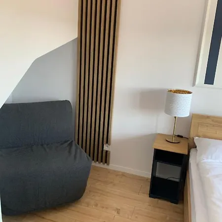 Piaskowe Z Widokiem Na Morze Tarasem Na Dachu 아파트