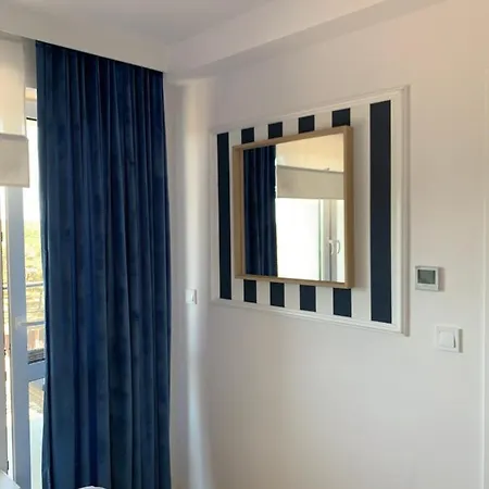 Piaskowe Z Widokiem Na Morze Tarasem Na Dachu