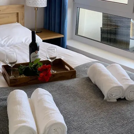 Piaskowe Z Widokiem Na Morze Tarasem Na Dachu 로비