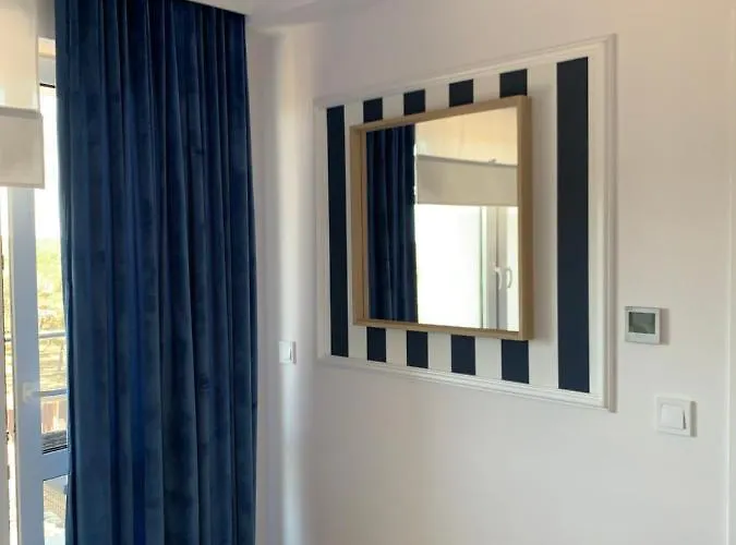 Piaskowe Z Widokiem Na Morze Tarasem Na Dachu